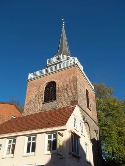 Aurich Aurich: Das Wahrzeichen der Lambertiturm