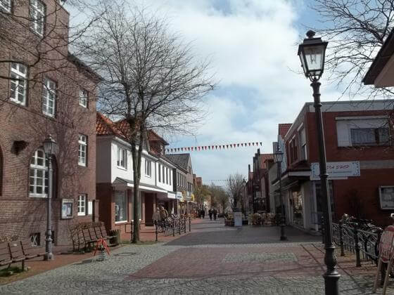 Die Fußgängerzone in Wittmund Fu&ßgängerzone Wittmund