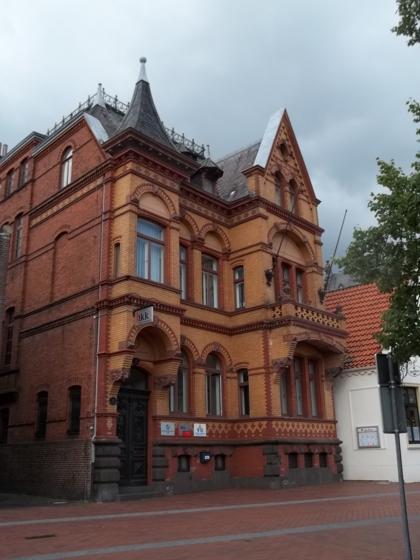 Altes Bauwerk in der Leeraner Altstadt Gebäude in Leer