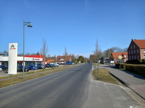 Westlicher Ortseingang von Lütetsburg Westlicher Ortseingang von Lütetsburg