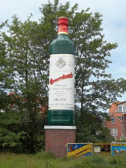Die Schnapsflasche am Rande der Norder Innenstadt Schnapsflasche Norden
